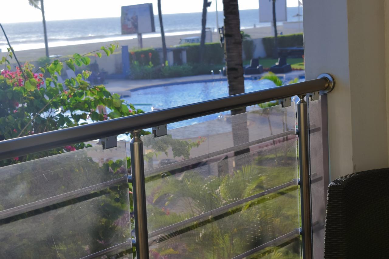 Hotel Palm Beach Пуэнт-Нуар Экстерьер фото